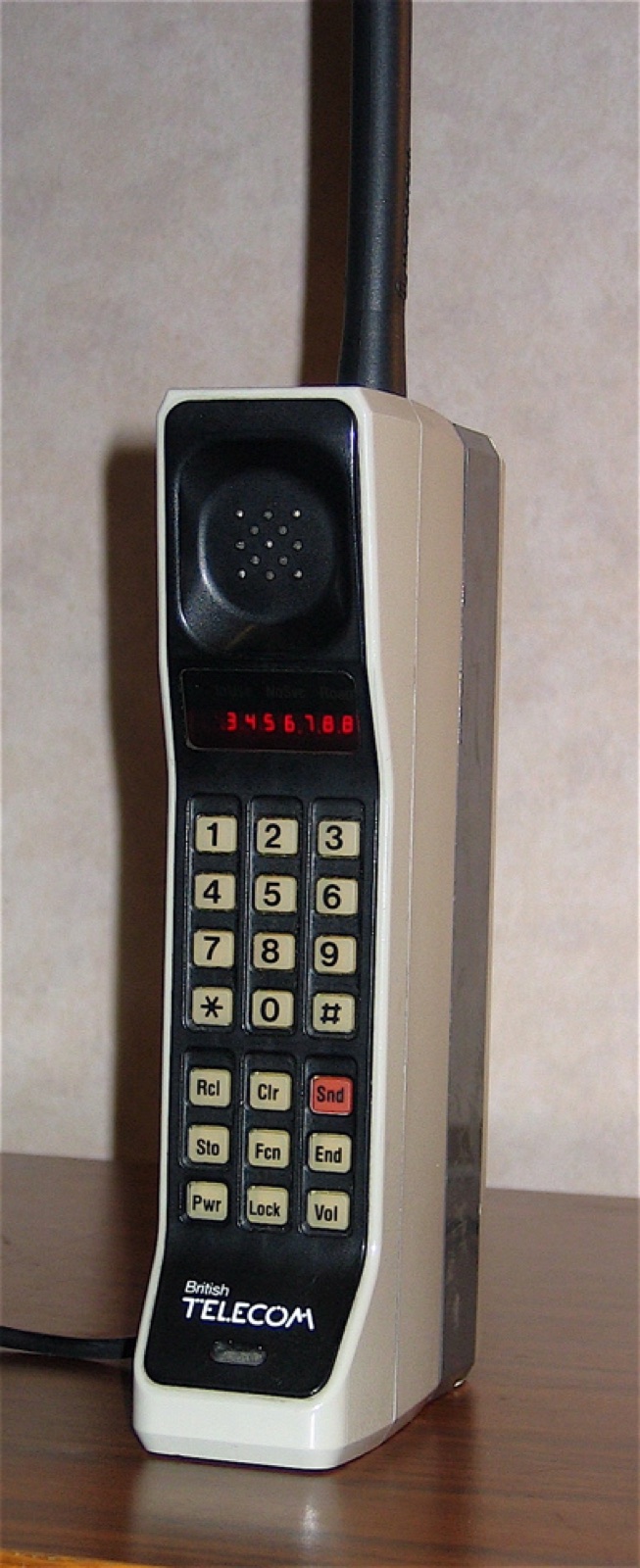 Motorola DynaTAC 8000X handheld cellular telephone